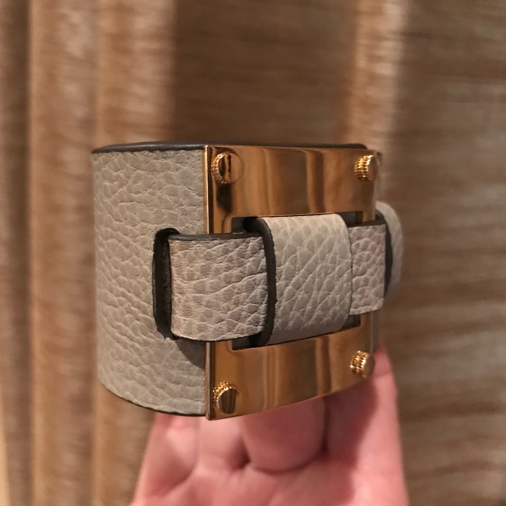 INDIA HICKS LADY “P” CUFF - TAUPE